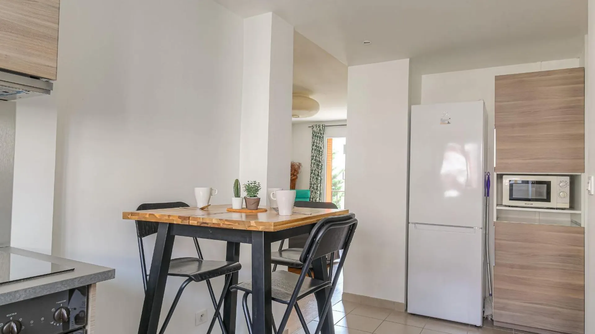 Apartment Charmant Et Chaleureux Proche Metro Gratte-Ciel Villeurbanne